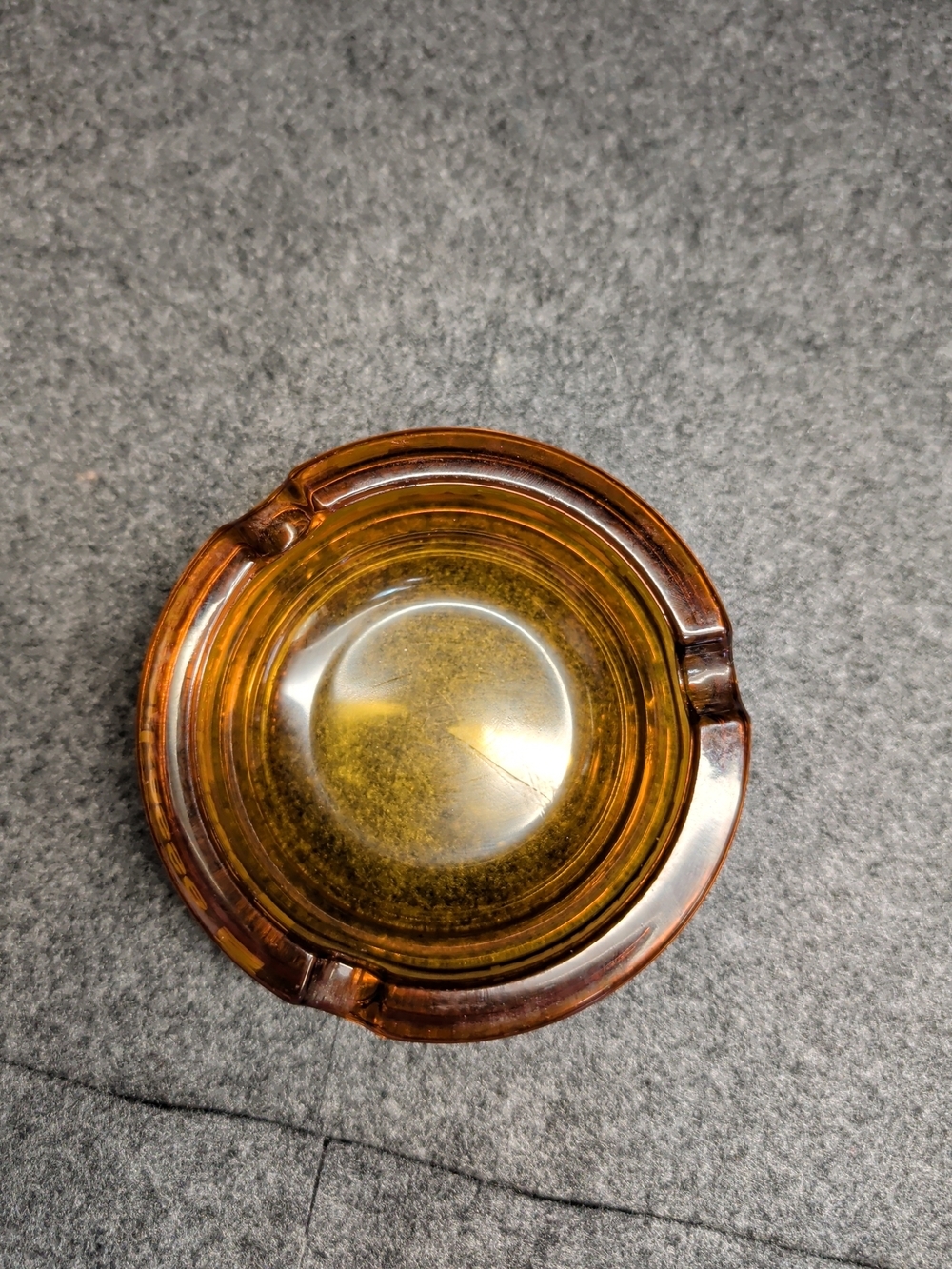 Sparkasse Amber Glass Ashtray - Picture 4 of 7